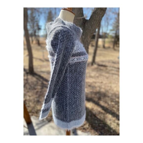 Sleeping on Snow Slouchy Off Shoulder Sweater Wool Blend Fuzzy NWT Sz S Grey - Picture 9 of 16